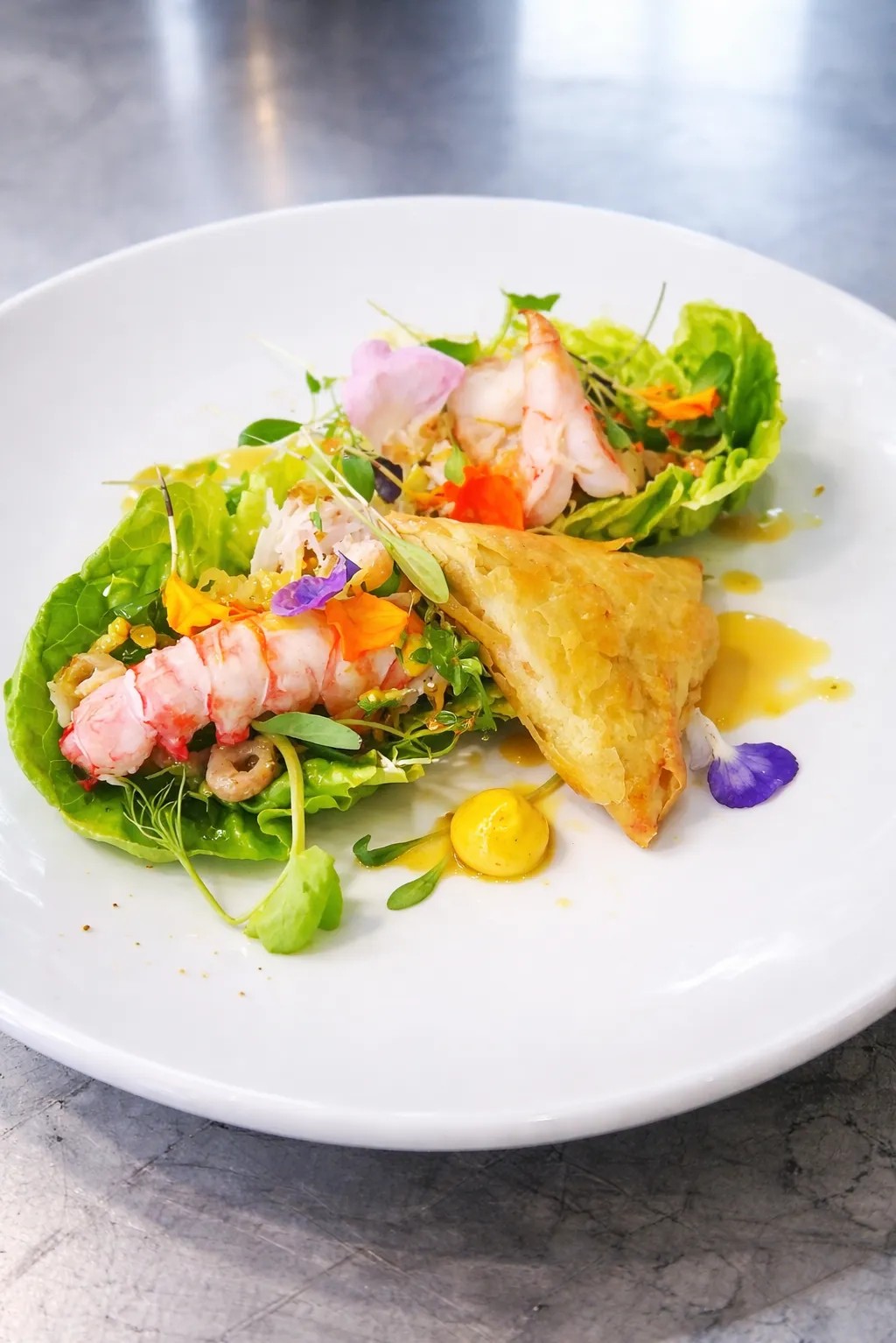 Image alt description