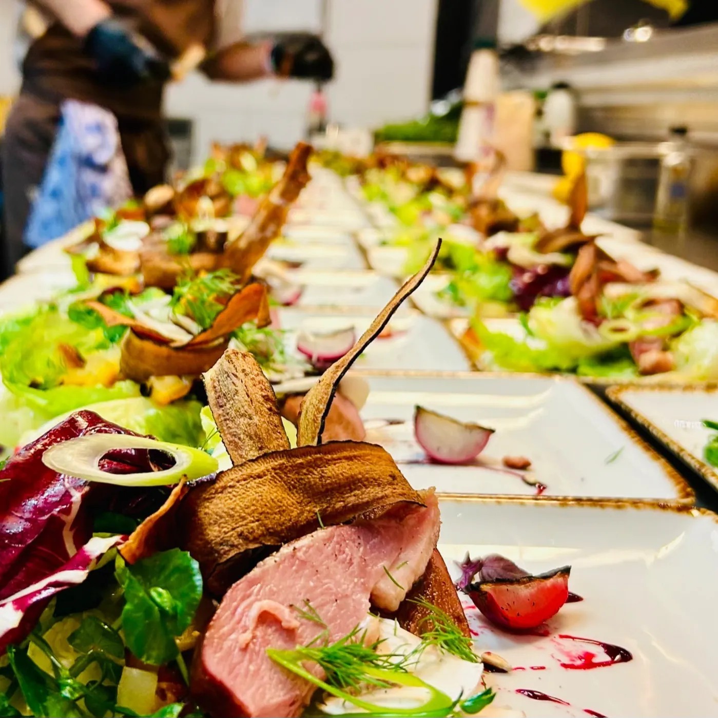 Image alt description