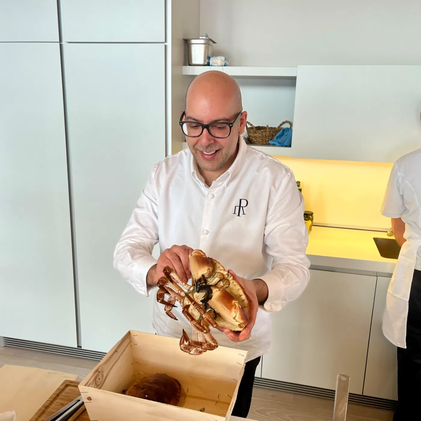 Image alt description