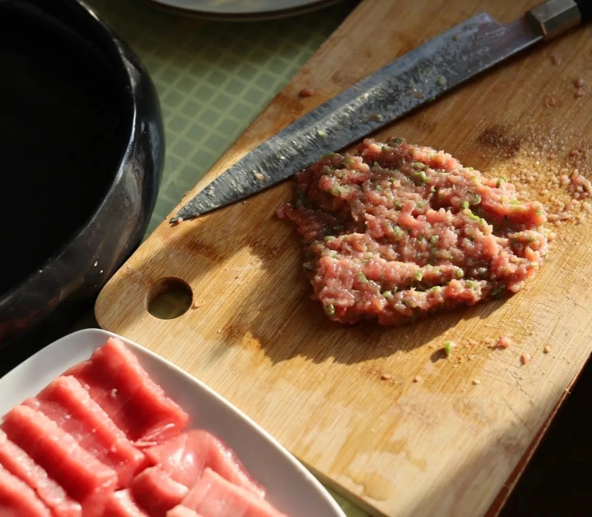 Image alt description