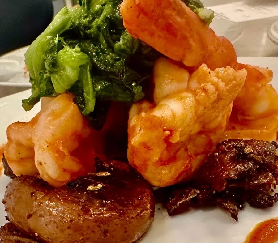 Image alt description