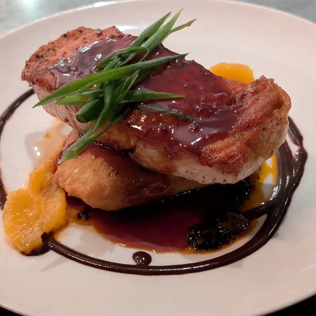 Image alt description