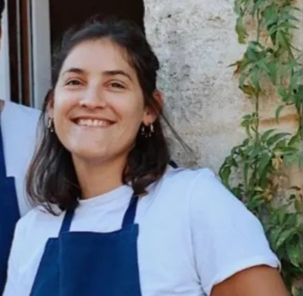 Image alt description