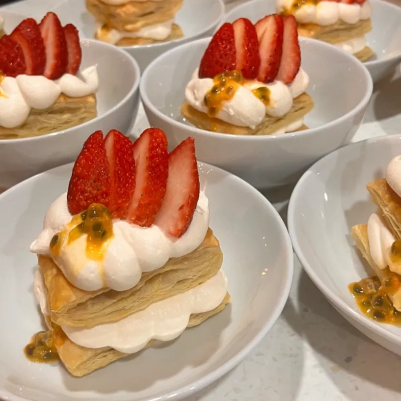 Image alt description