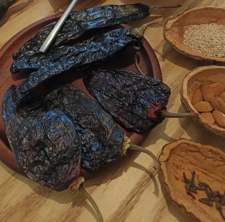 Image alt description