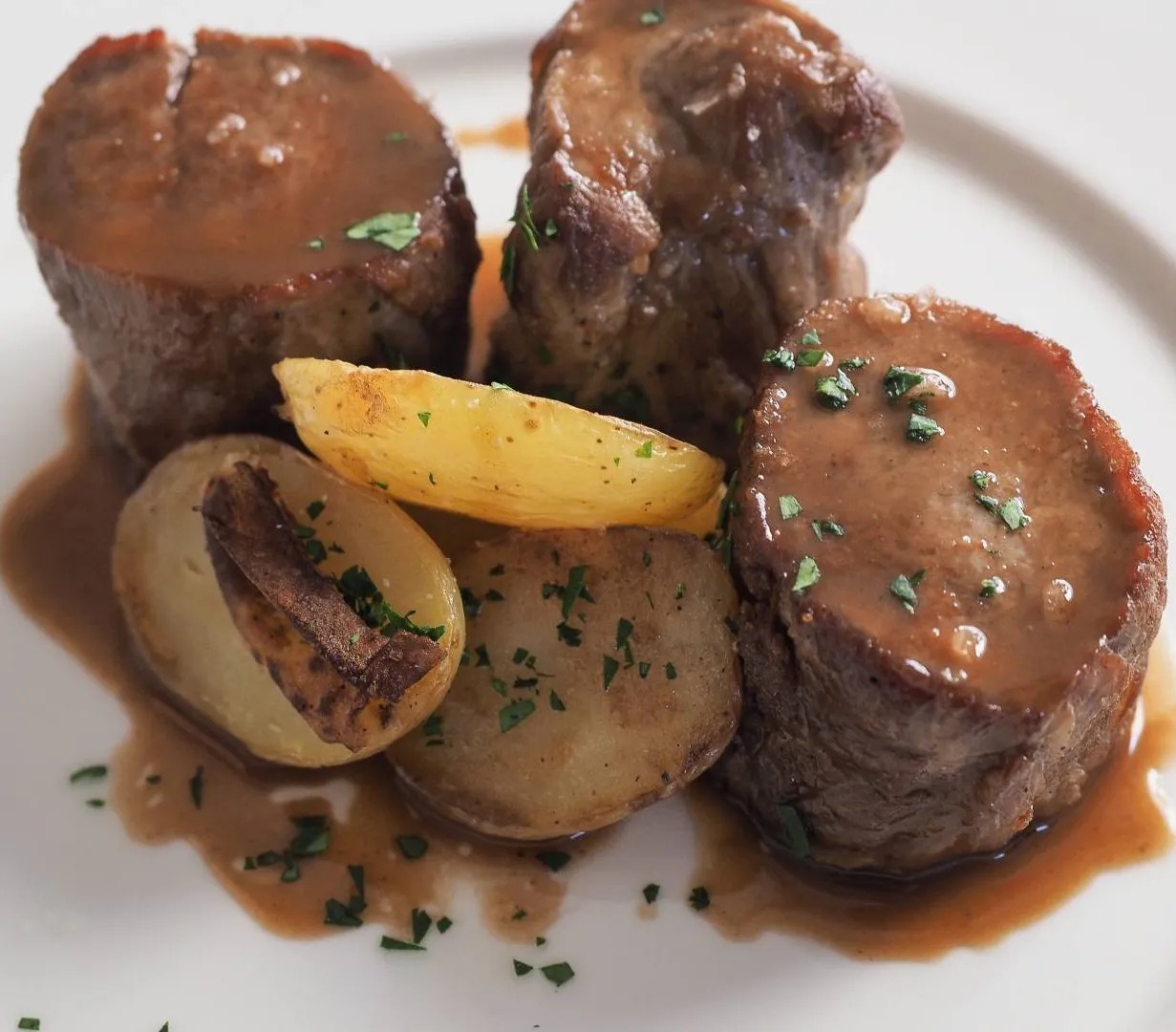 Image alt description