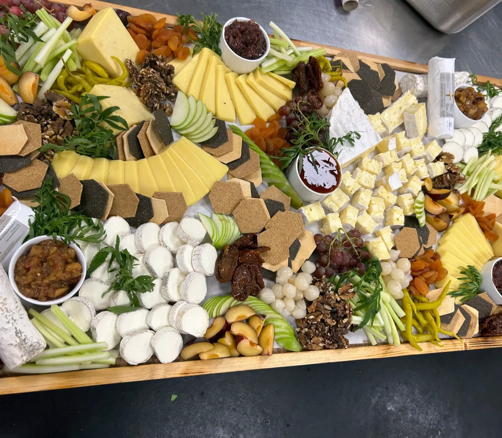 Image alt description