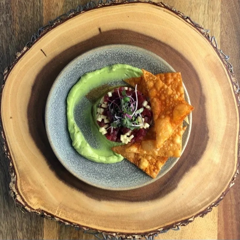 Image alt description