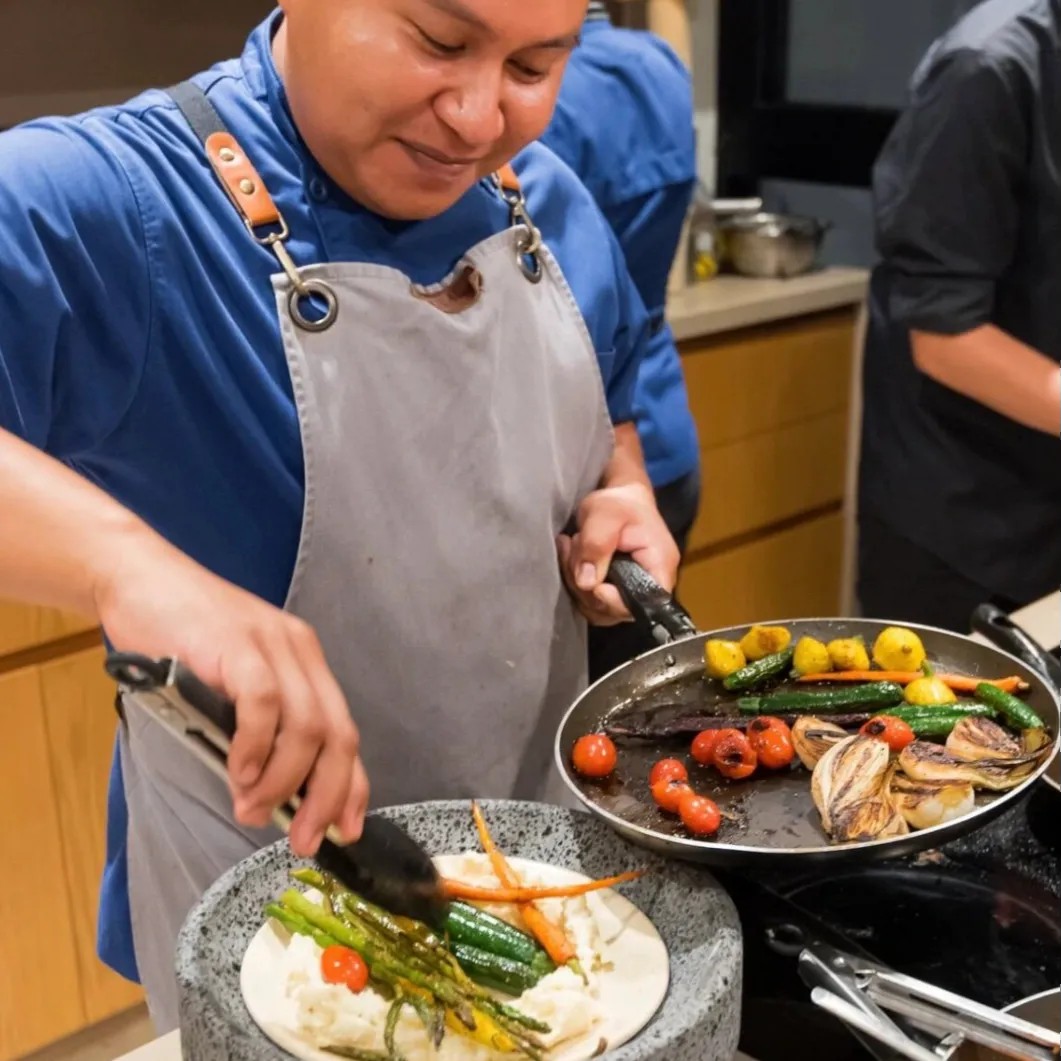 Image alt description