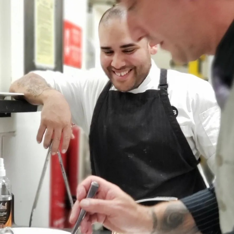 Image alt description