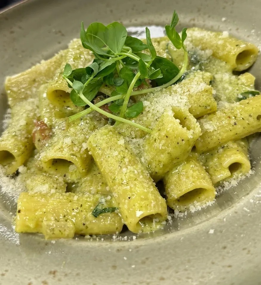 Image alt description