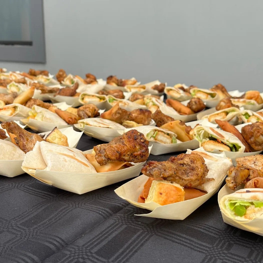 Image alt description