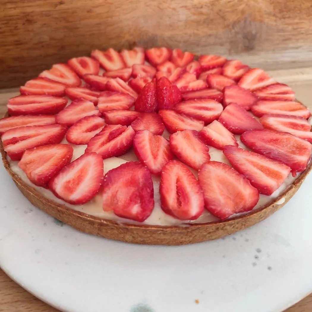 Image alt description