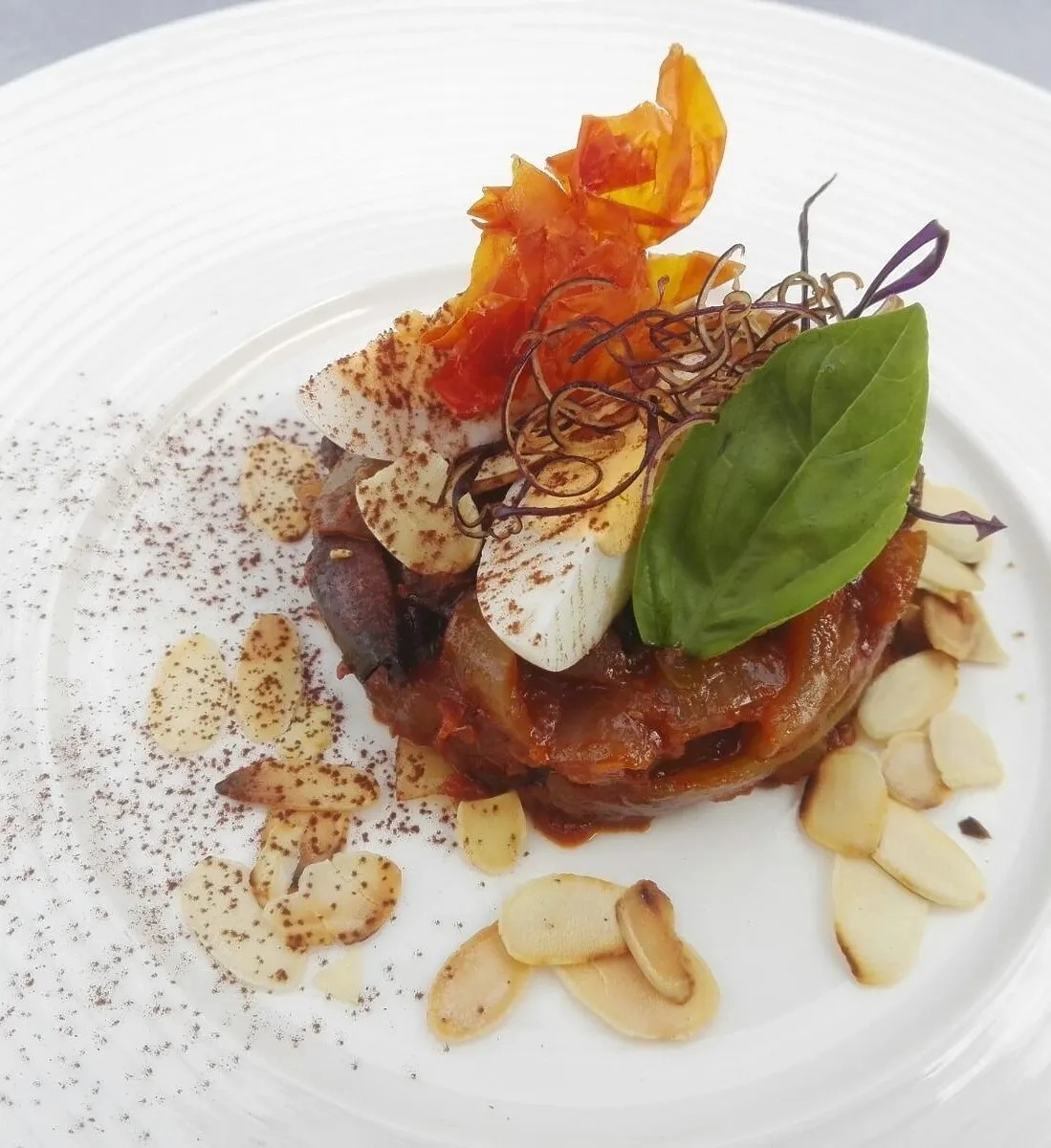 Image alt description