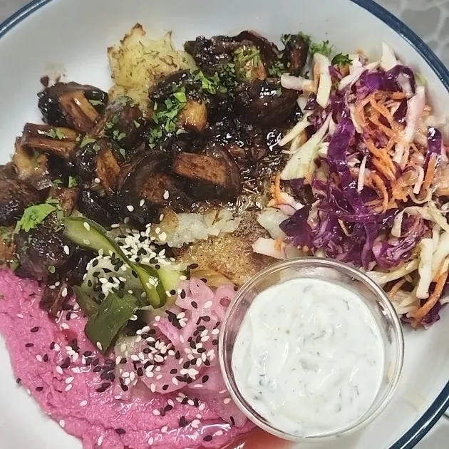 Image alt description