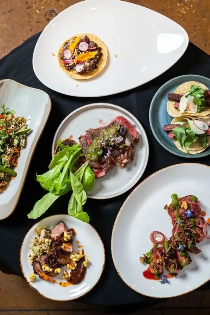 Image alt description