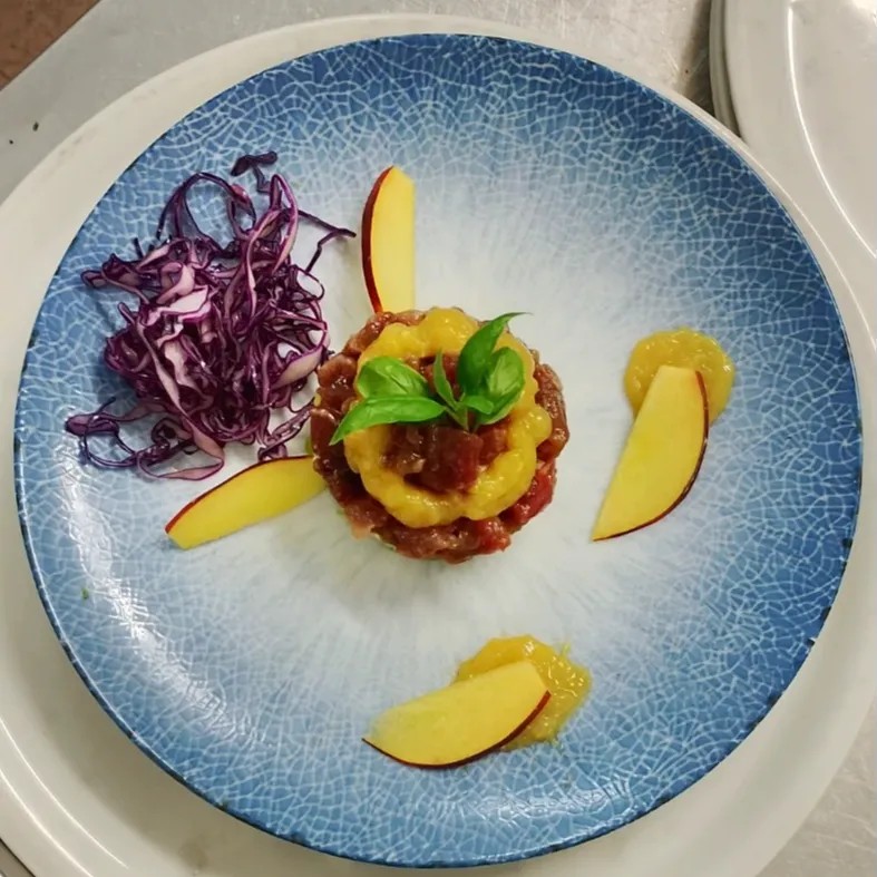 Image alt description