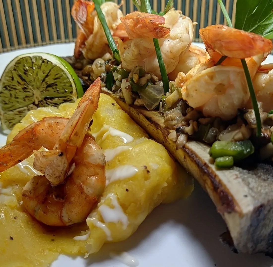 Image alt description