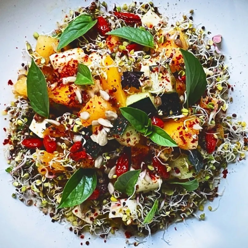 Image alt description