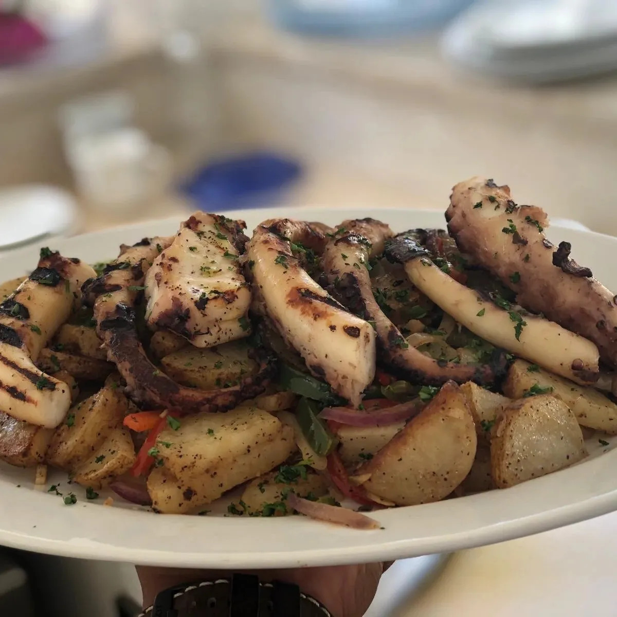 Image alt description