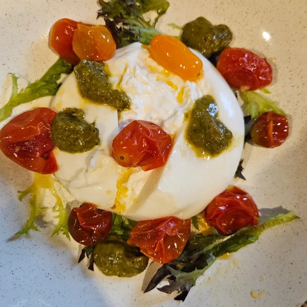 Image alt description