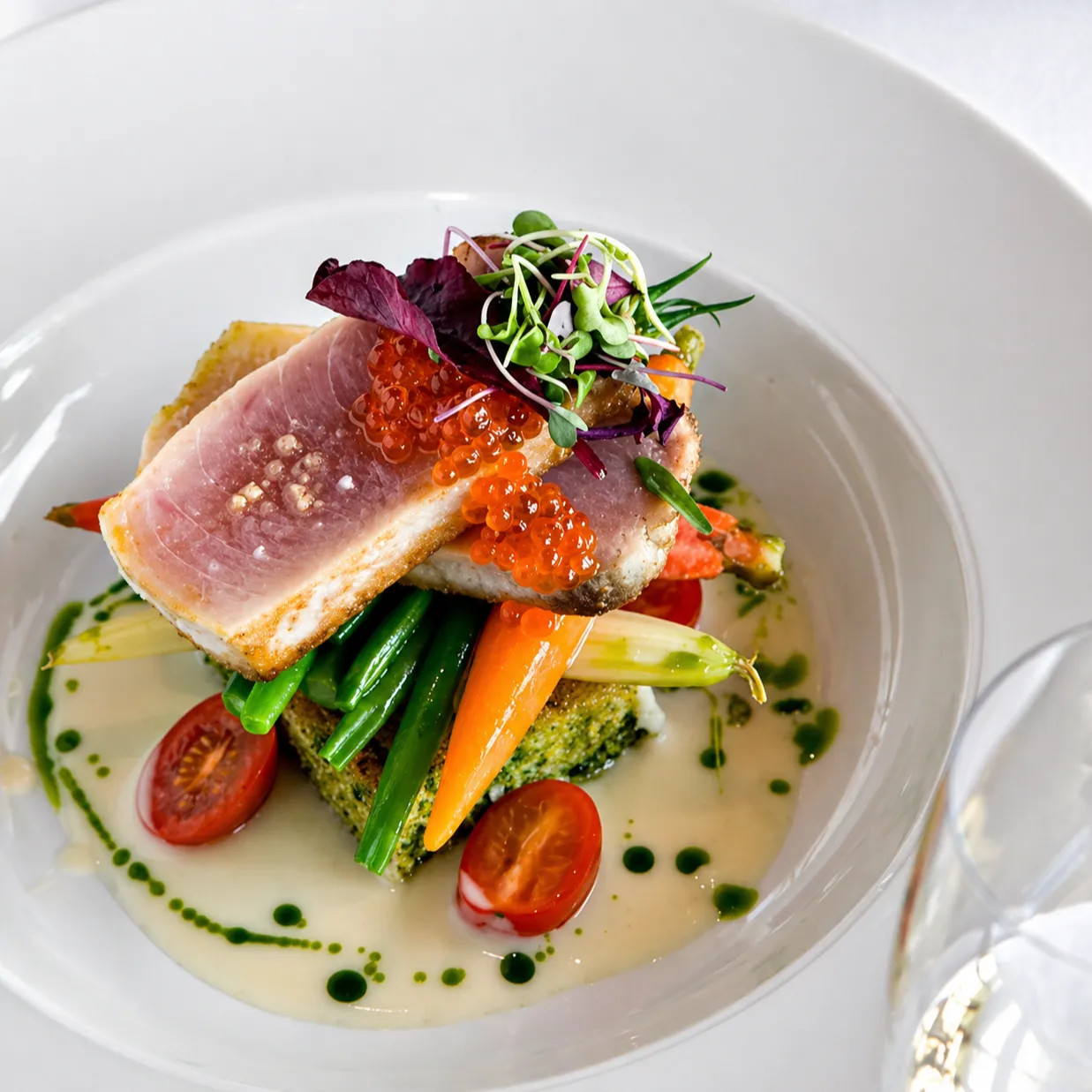 Image alt description