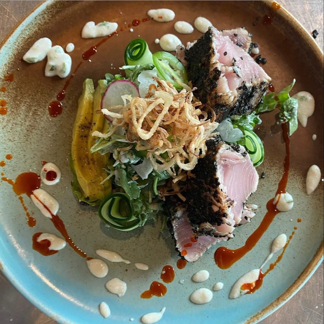 Image alt description