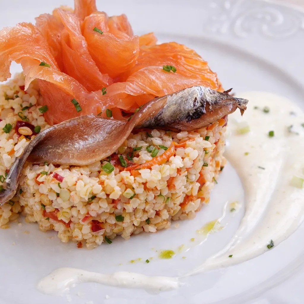 Image alt description