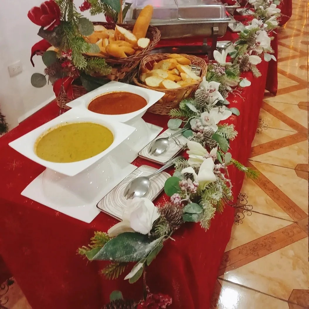 Image alt description