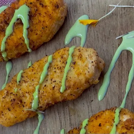 Image alt description