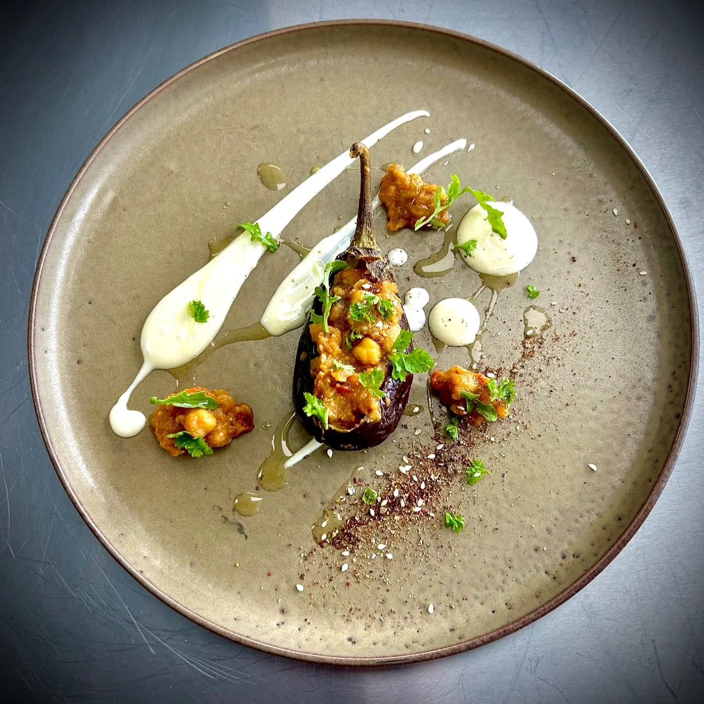 Image alt description