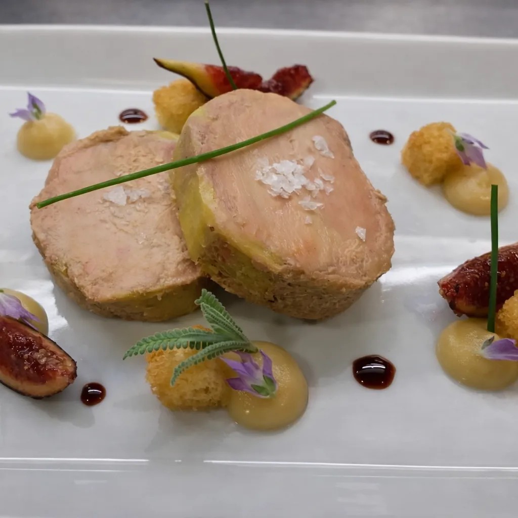 Image alt description