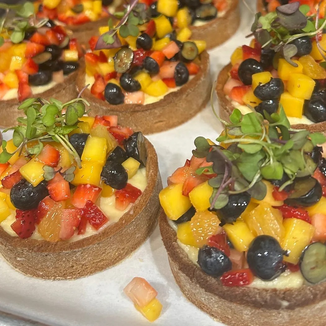 Image alt description