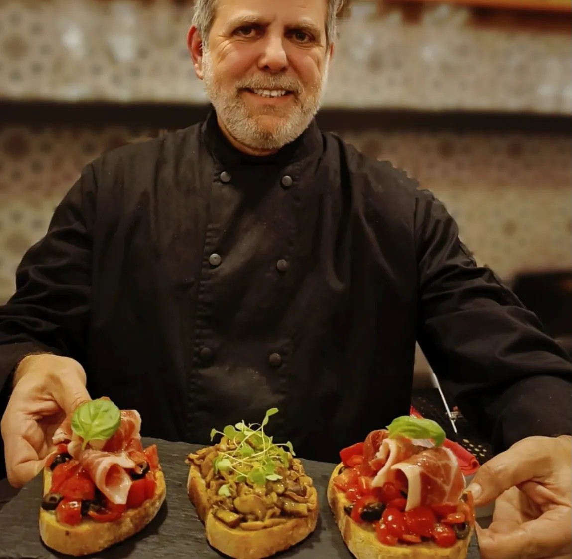 Image alt description