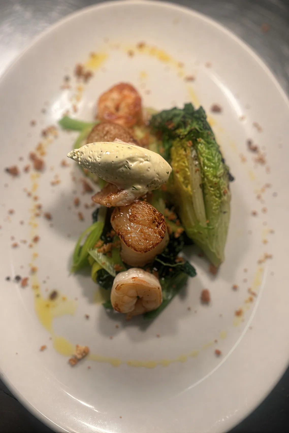 Image alt description