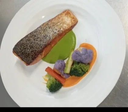 Image alt description