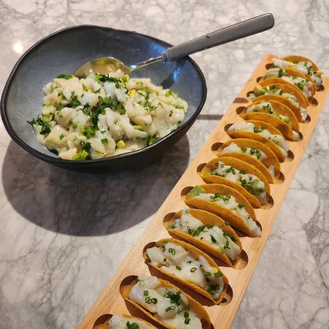 Image alt description