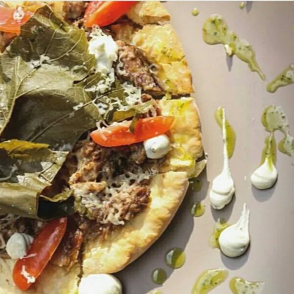 Image alt description