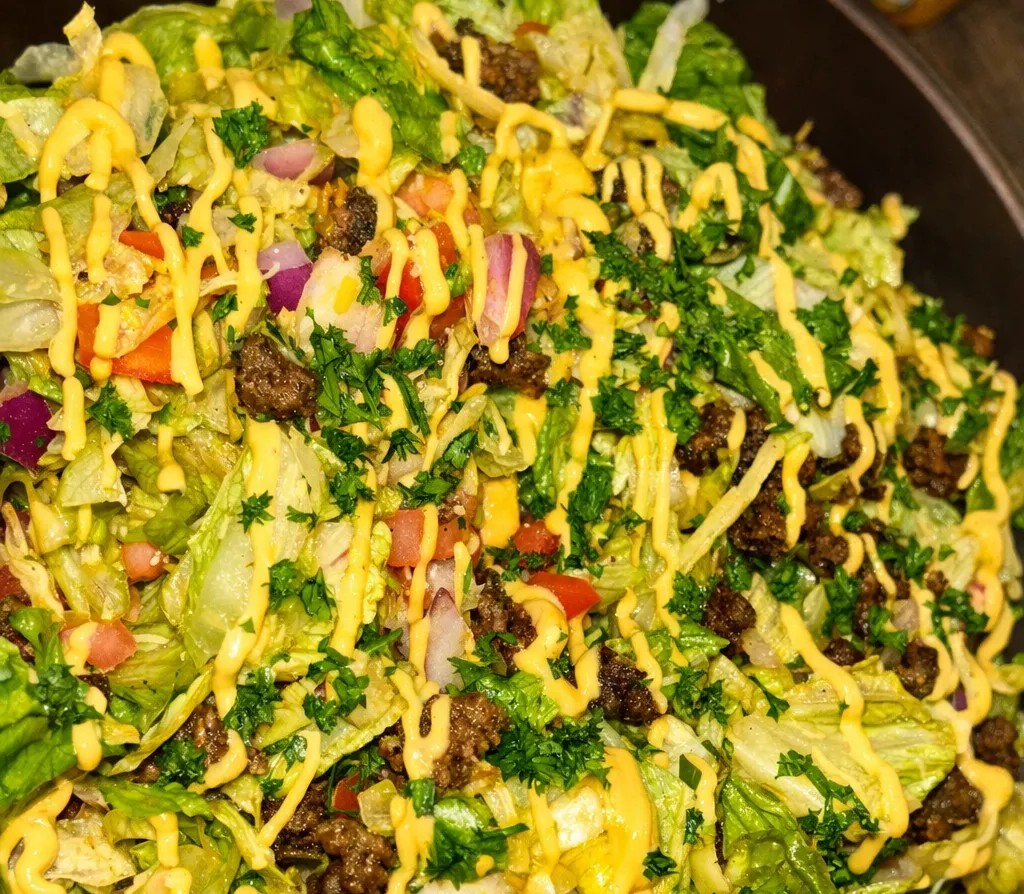 Image alt description