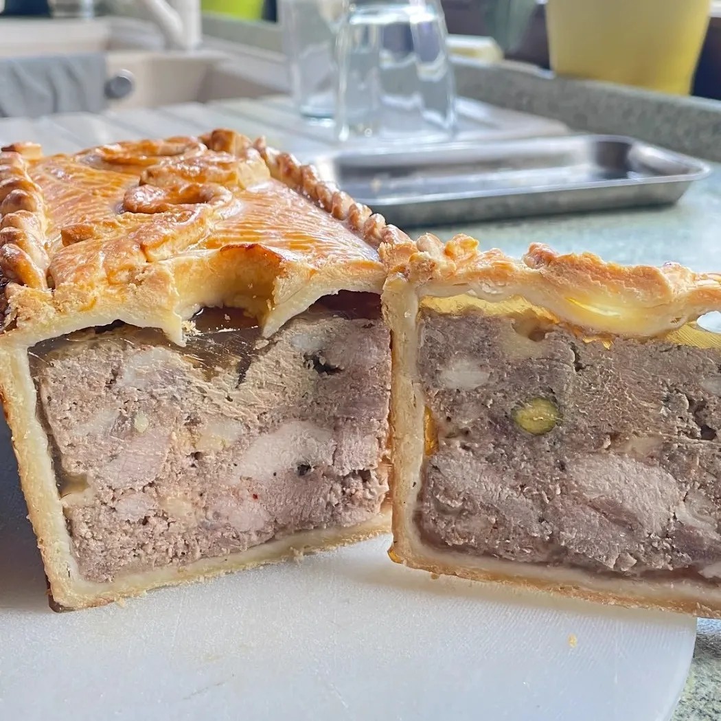 Image alt description