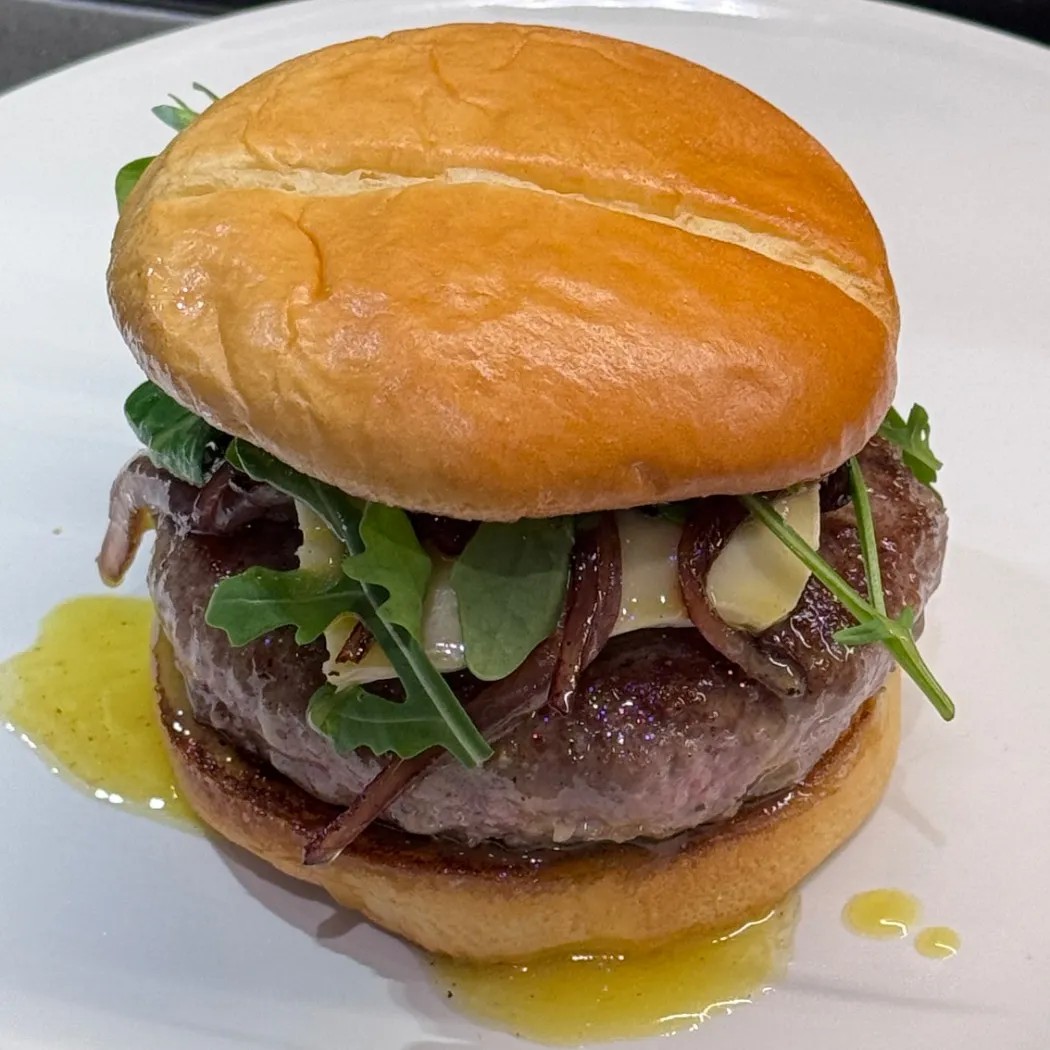 Image alt description