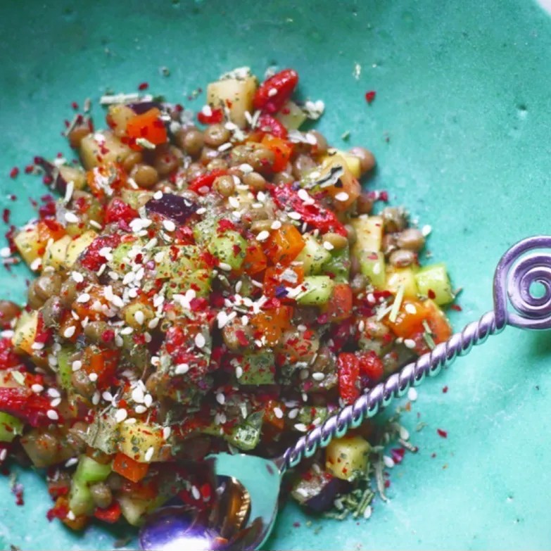 Image alt description