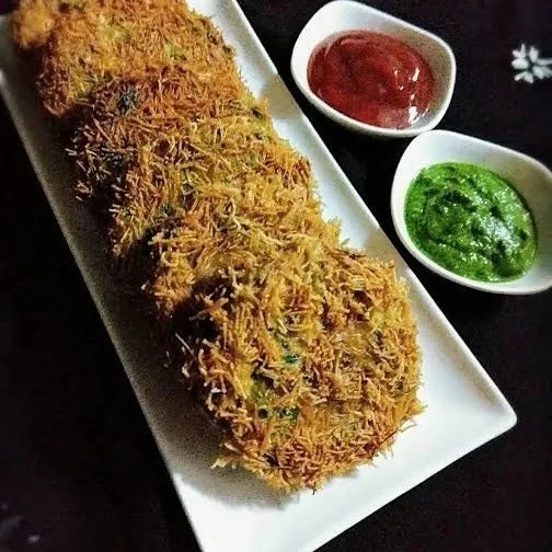 Image alt description