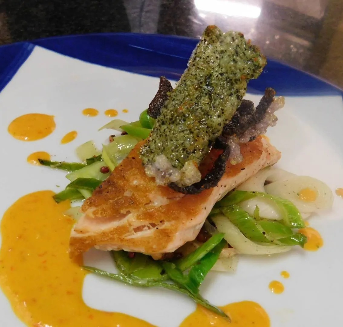 Image alt description