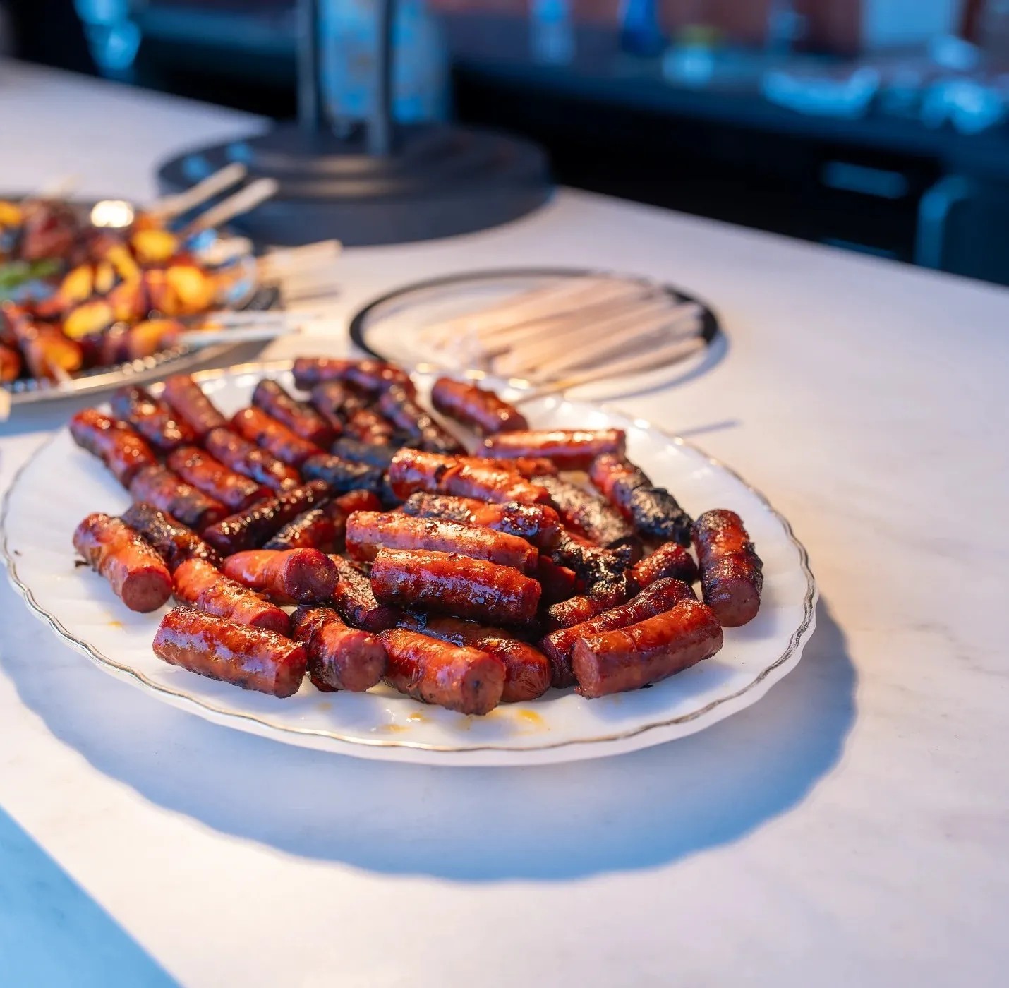 Image alt description