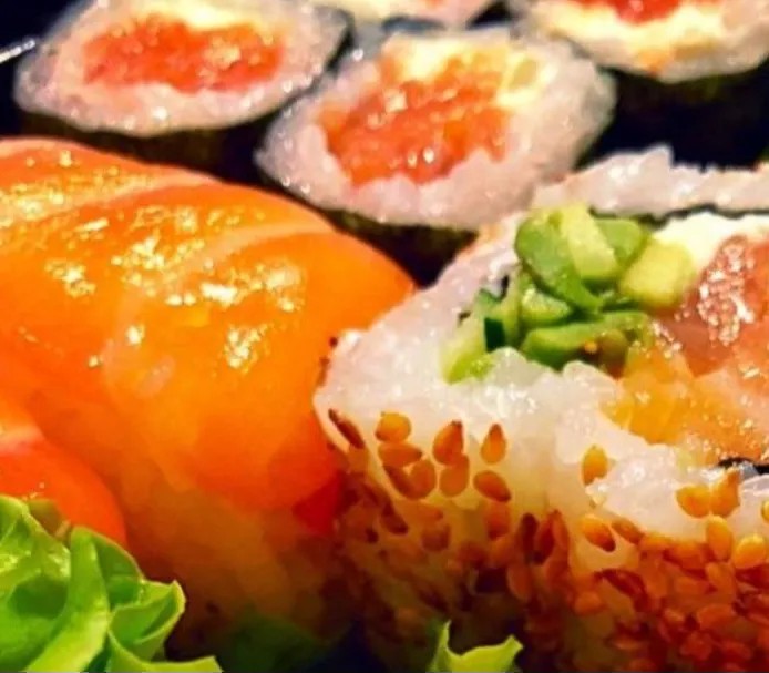 Image alt description