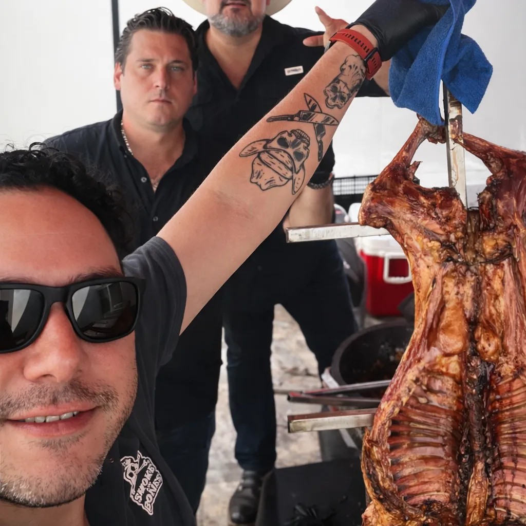 Image alt description