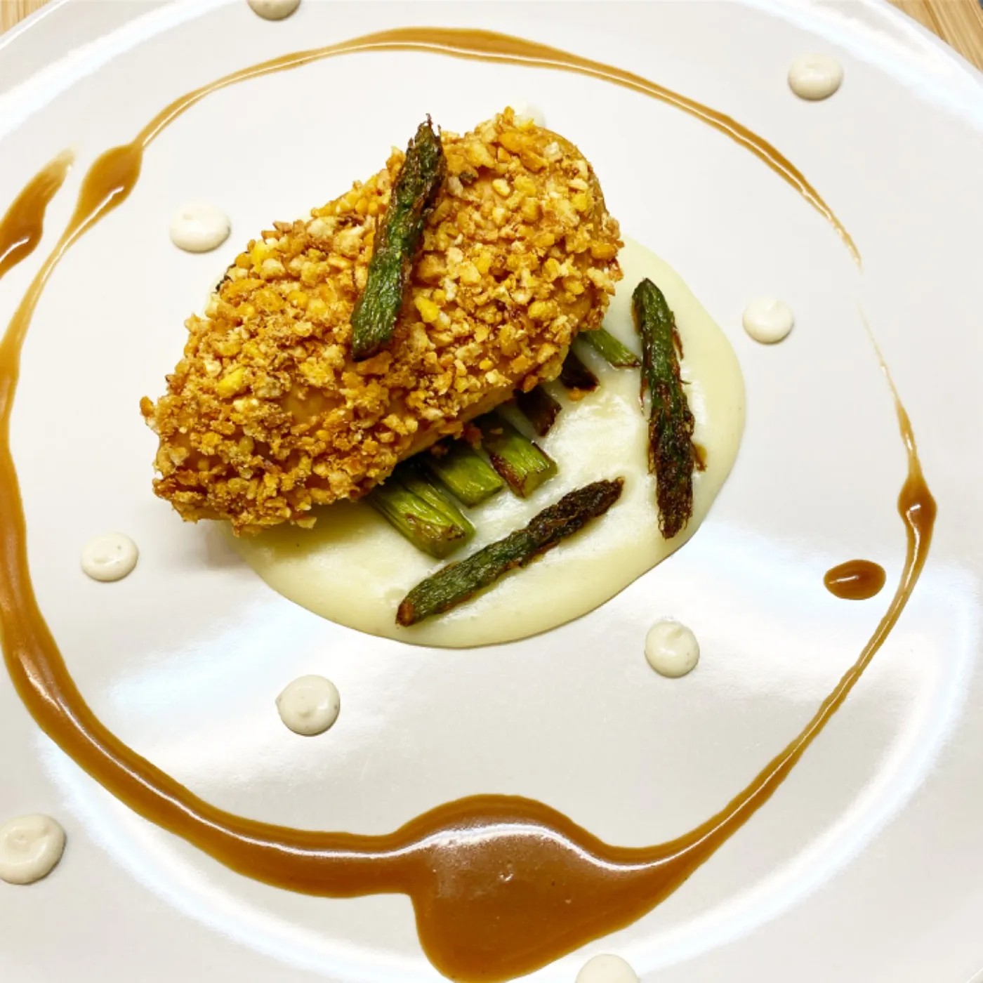 Image alt description