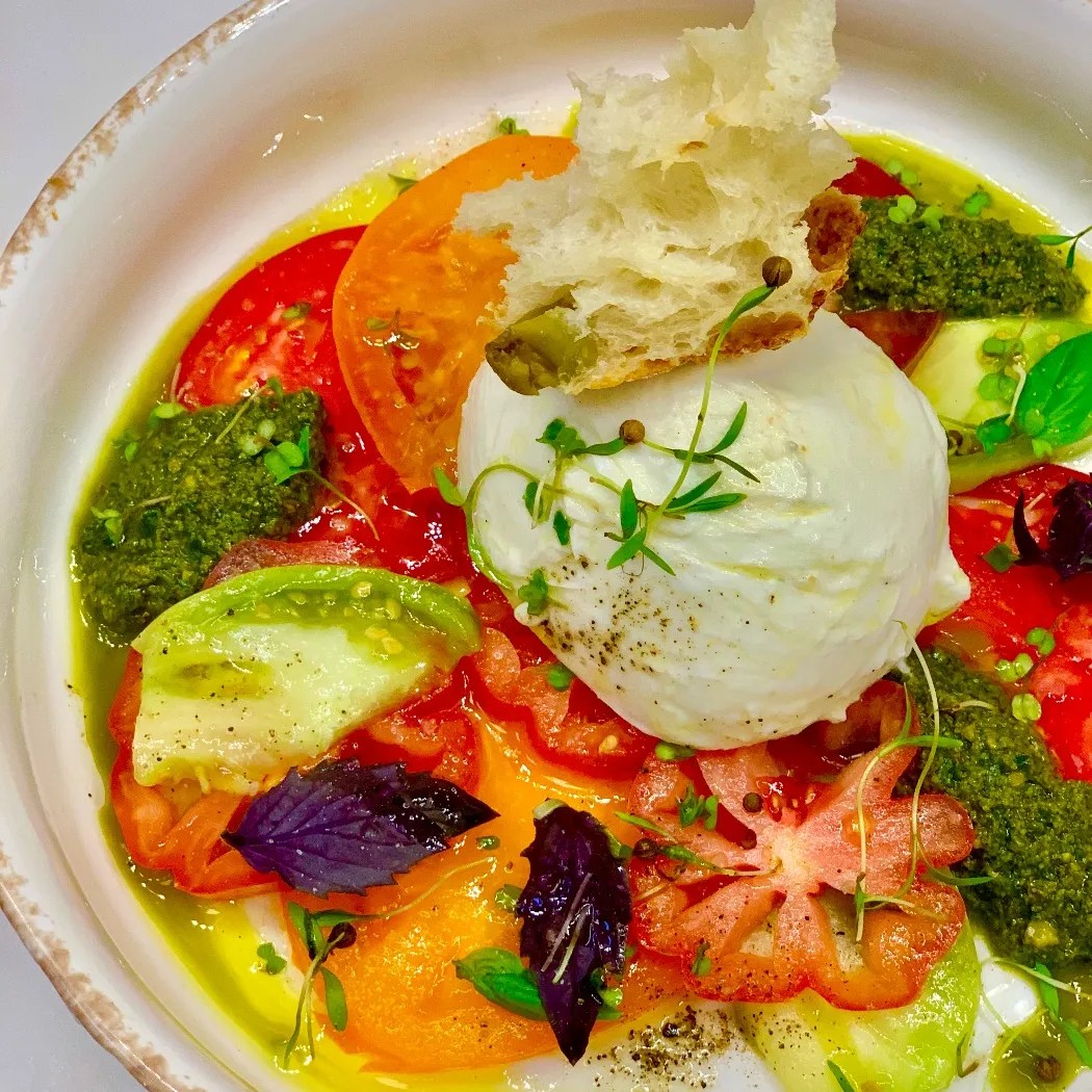 Image alt description