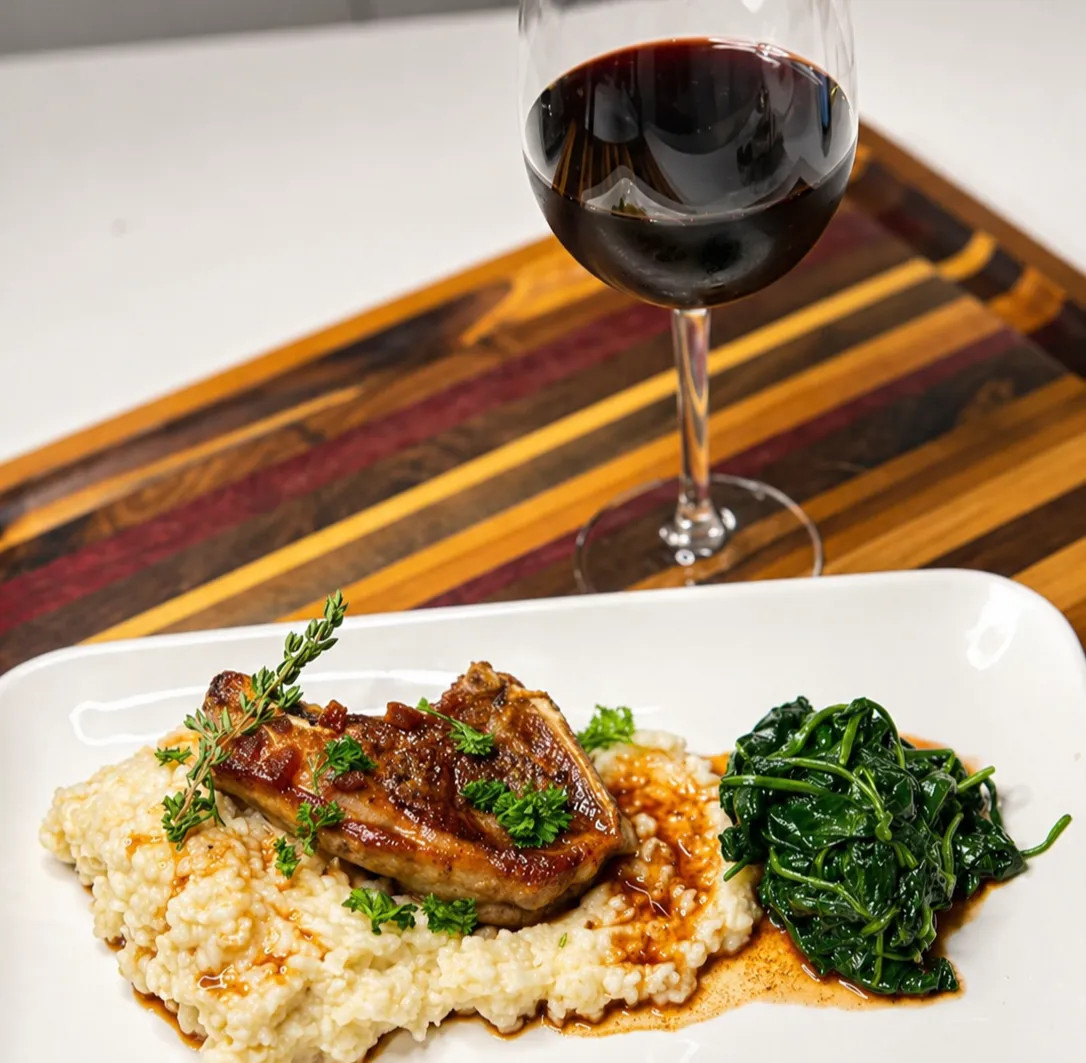 Image alt description